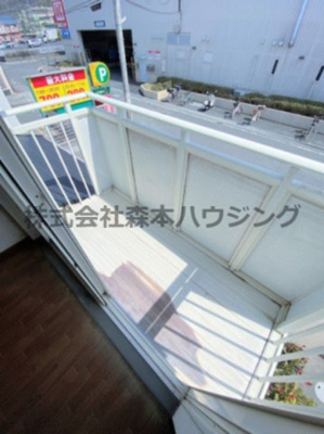 【バルコニー】 | 　ヴィヴァン・ノールB棟 | 暖かな日差しのふりそそぐバルコニー