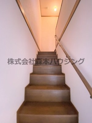【内装】 | 　ヴィヴァン・ノールB棟 | 室内階段部分です