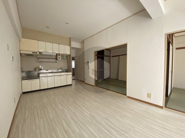 メゾン大邦の居間・リビング