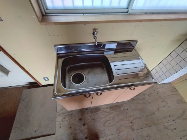 マンションセンチュリー１階　倉庫事務所のキッチン