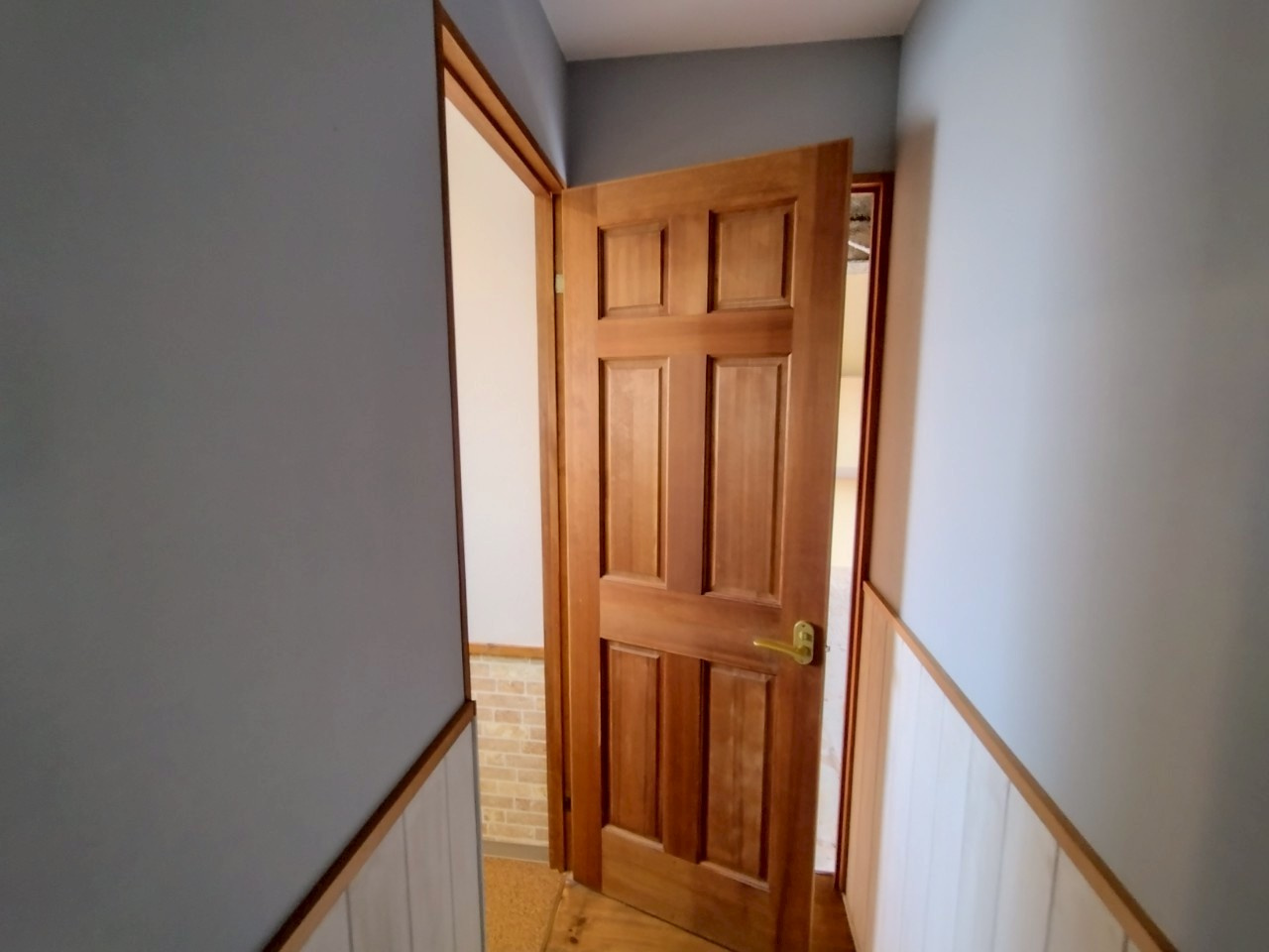 マンションセンチュリー１階　倉庫事務所の内装