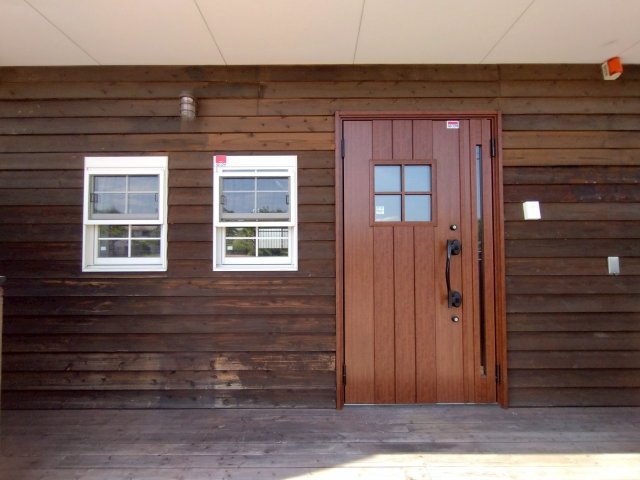 マンションセンチュリー１階　倉庫事務所のエントランス