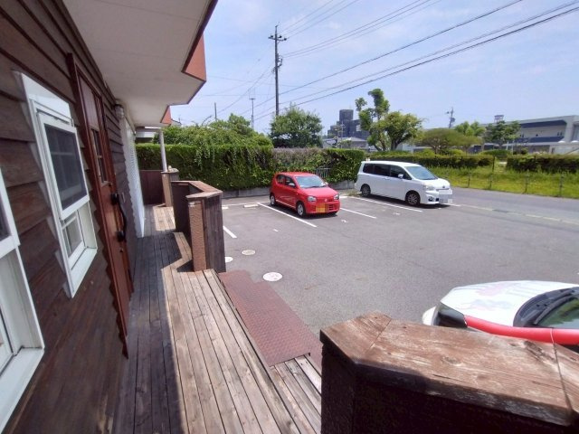 マンションセンチュリー１階　倉庫事務所の外観