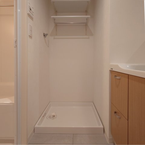 緑の街四号棟のランドリースペース