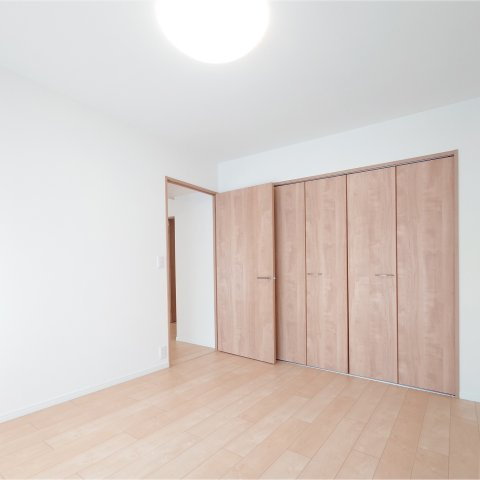 緑の街四号棟の洋室