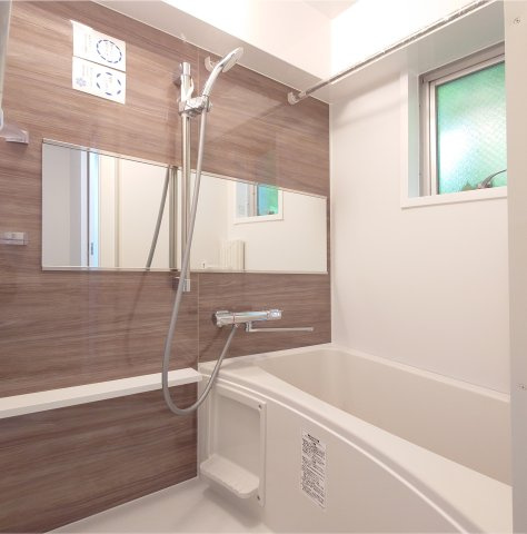 ライオンズマンション長者ヶ崎の浴室