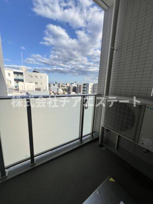 【バルコニー】 | ブランシエスタ上野 | お洗濯にも便利なバルコニー付き