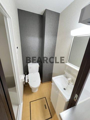 【トイレ】 | ROKUJO HOUSE | 清潔感のあるトイレです
