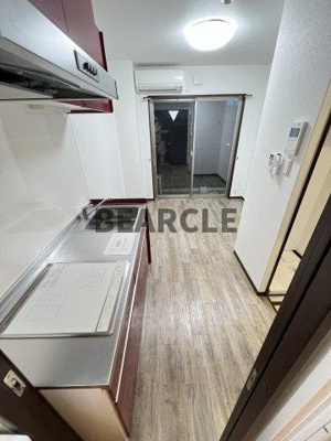 【居間・リビング】 | ROKUJO HOUSE | こちらの居間で趣味の時間をお楽しみください