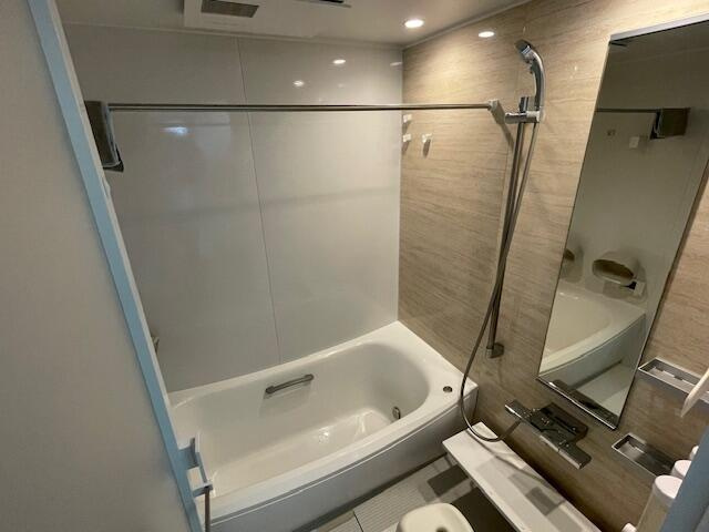 宇都宮市峰２丁目　3ＬＤＫ　中古住宅の浴室