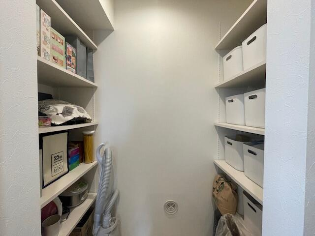 宇都宮市峰２丁目　3ＬＤＫ　中古住宅の玄関