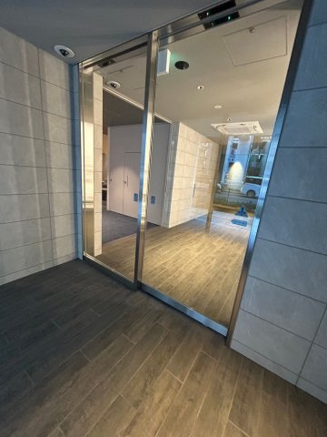 パークアクシス板橋本町ステーションゲートのエントランス