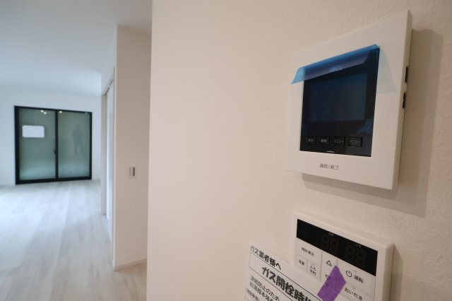 《仲介手数料無料》見沼区大字蓮沼980-7(全1戸)新築一戸建てずっとプラスのセキュリティ|撮影日 2025年10月24日 14:00 曇り
