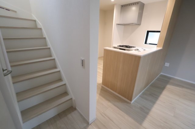 《仲介手数料無料》見沼区大字蓮沼980-7(全1戸)新築一戸建てずっとプラスの内装|撮影日 2025年10月24日 14:00 曇り
