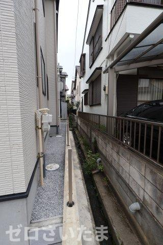 《仲介手数料無料》見沼区大字蓮沼980-7(全1戸)新築一戸建てずっとプラスの外観|撮影日 2025年10月24日 14:00 曇り
