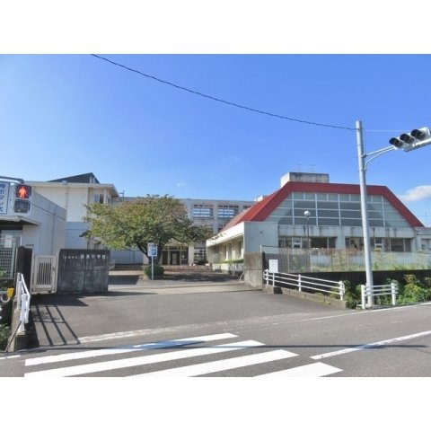 揖斐郡大野町大字下磯の事業用地の周辺|揖東中学校(大野町)