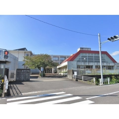 揖斐郡大野町大字下磯の事業用地の周辺|揖東中学校(大野町)