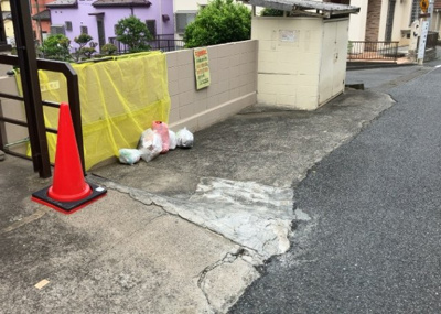 【設備】 | フラワーハイツ | 共有部分は、住民なら誰もが使える設備のこと。例えば駐車場やエレベーター、インターネット設備、セキュリティ設備などがあります。他にも、マンションの廊下・外部階段やエントランス・ゴミ置き場などがあります。