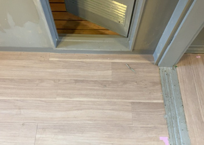 【脱衣所】 | フラワーハイツ | 洗面脱衣所は「体を綺麗に整える場所」という目的と役割を持っています。そして便利で使い勝手のいい「体を綺麗に整える場所」にするためには、配置や動線、照明や収納計画をしっかりと検討しておく必要があります。