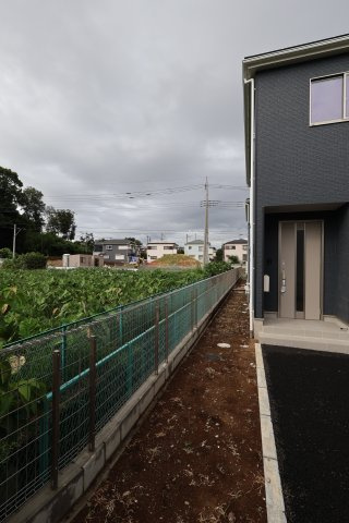 《仲介手数料無料》緑区大字三室2083-4(2号棟)新築一戸建てクレイドルガーデンの外観|撮影日 2025年8月1日 16:00 曇り