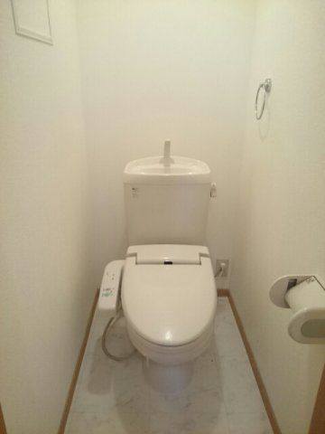 アルハンブラ二番館のトイレ