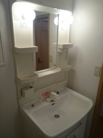 アルハンブラ二番館の洗面所