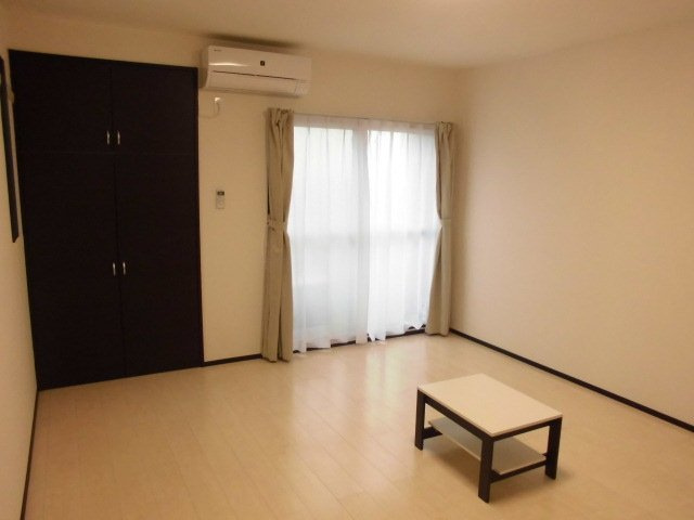 レオネクストグランベルク毛呂Ⅱの居間・リビング|リビングです