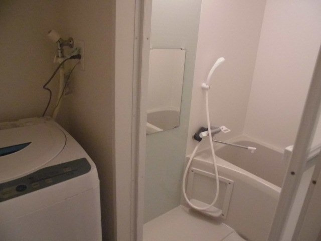 レオネクストグランベルク毛呂Ⅱの浴室|お風呂です