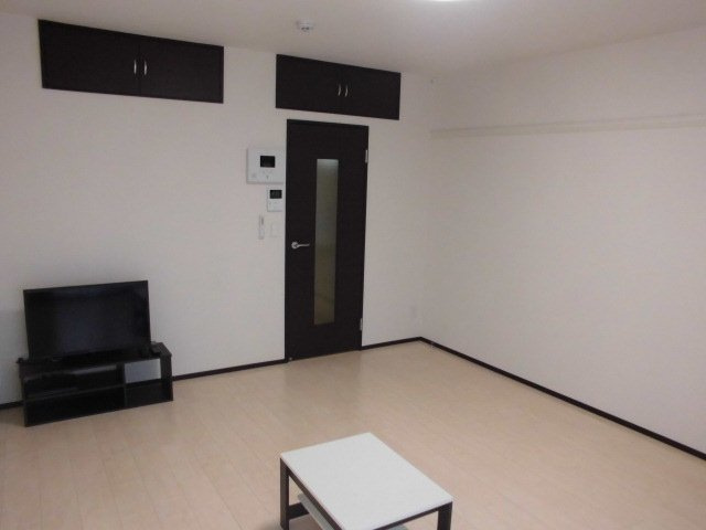 レオネクストグランベルク毛呂Ⅱの居間・リビング|ゆったり過ごせる居間です