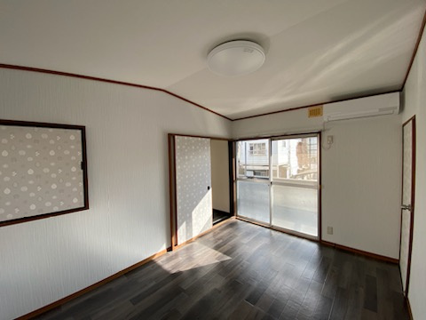 小山貸戸建の居間・リビング