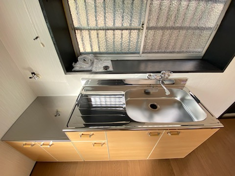 小山貸戸建のキッチン