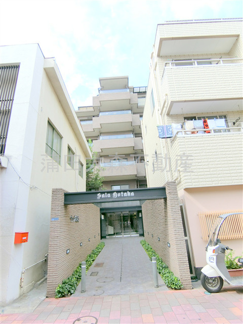 サァラ穂高の外観