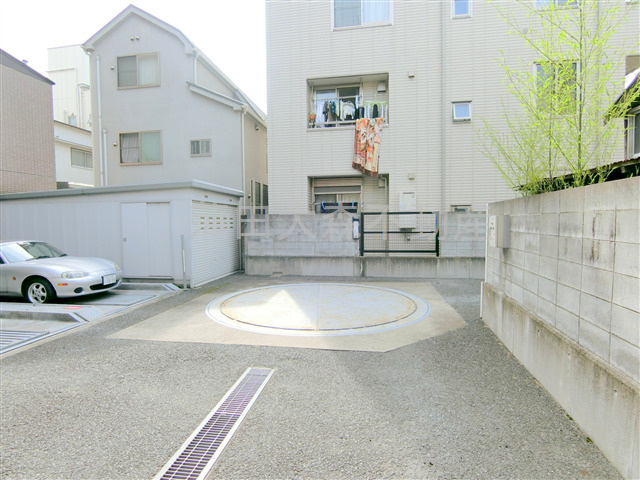 サァラ穂高の駐車場