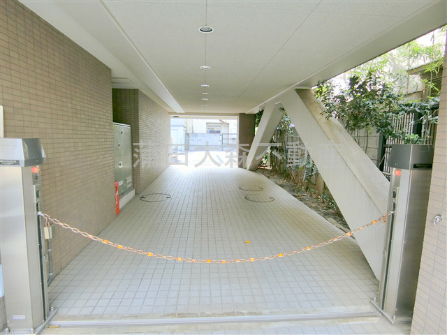 サァラ穂高の駐車場