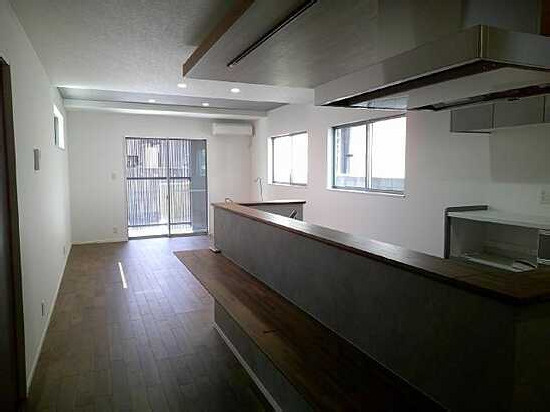 【居間・リビング】