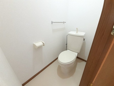 【トイレ】 | レジデンス夢前 | コンパクトで使いやすいトイレです