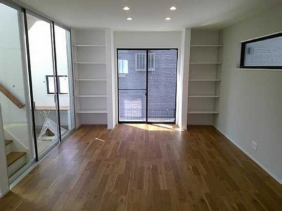 【居間・リビング】