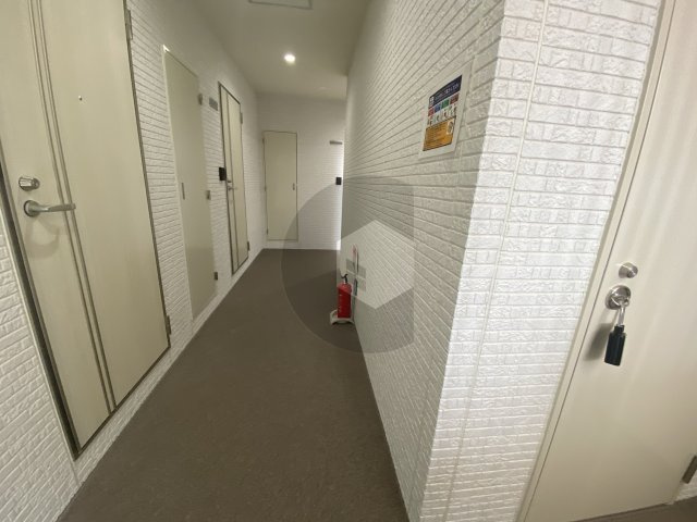 クリエオーレ花園西町のロビー