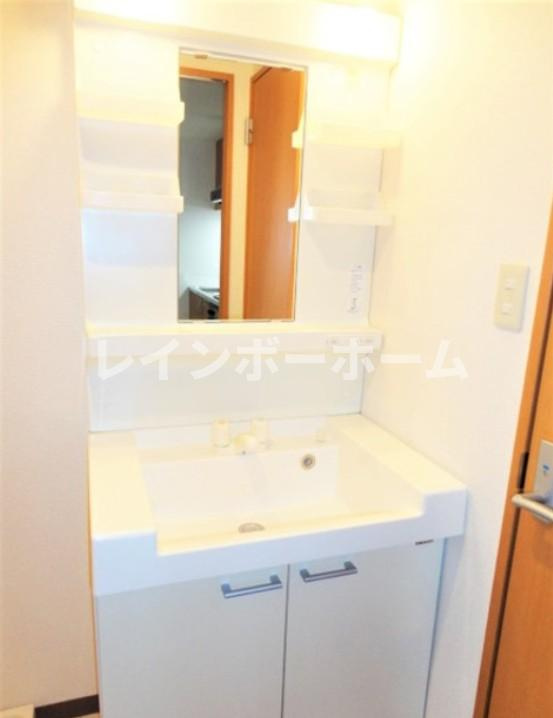 スカイホーム村田の独立洗面台