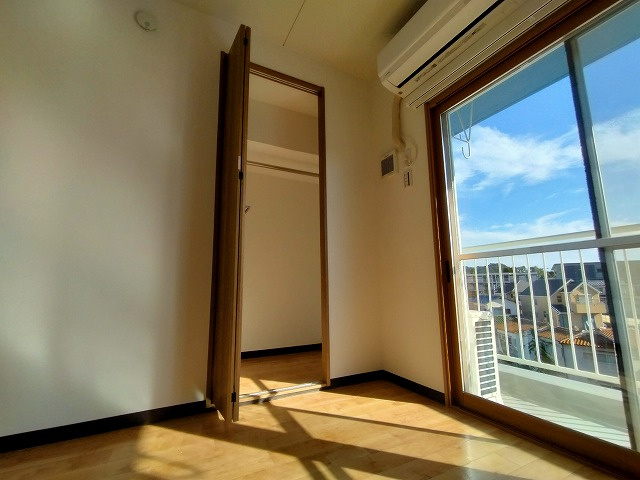 神戸市北区鈴蘭台西町１丁目の賃貸マンションの収納|クローゼット