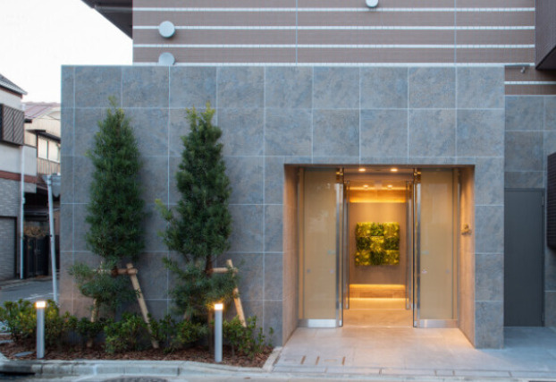 ブライズ祖師ヶ谷大蔵DUEのエントランス