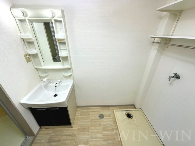 アーバンハイツ B棟の洗面所|イメージ（同建物内別部屋の写真です）