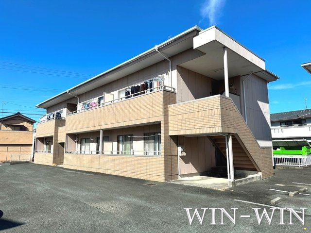 アーバンハイツ B棟の外観