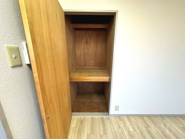 アーバンハイツ B棟の収納|イメージ（同建物内別部屋の写真です）