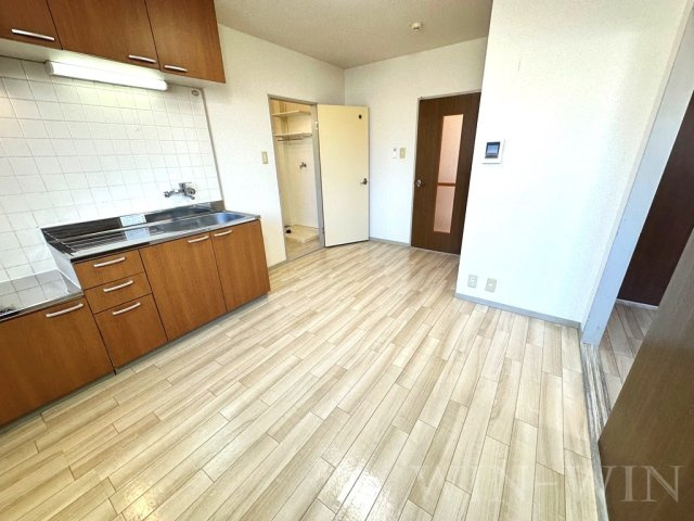 アーバンハイツ B棟の居間・リビング|イメージ（同建物内別部屋の写真です）