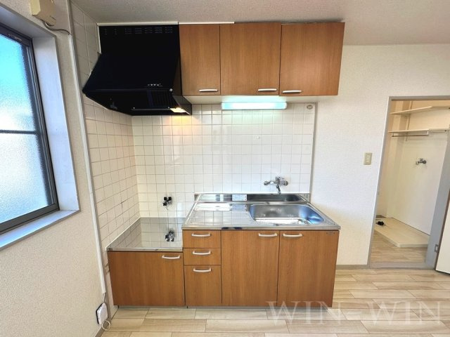 アーバンハイツ B棟のキッチン|イメージ（同建物内別部屋の写真です）