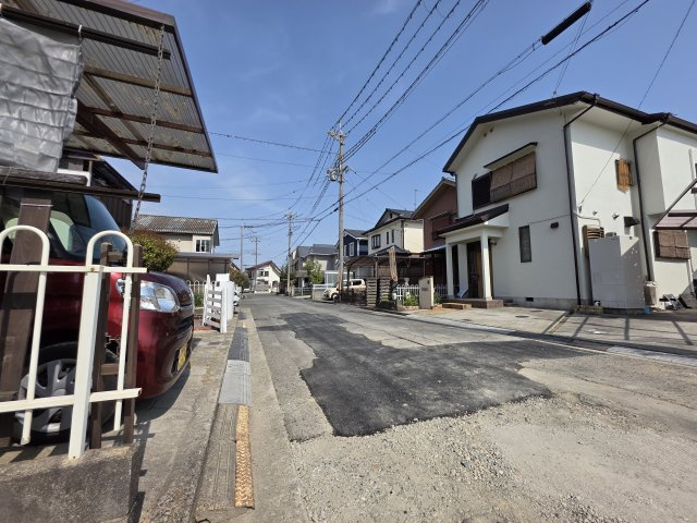 【前面道路含む現地写真】 | 明石市二見町福里　既存戸建
