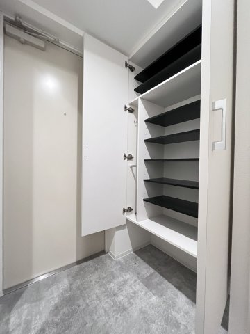 【収納】 | セレニテ難波ミラク壱番館