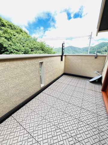 城山台2丁目戸建のバルコニー