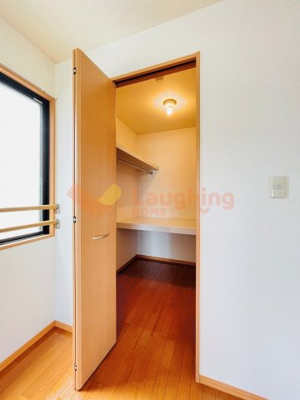 【洋室】 | ペイサージュ上津 | 個人の部屋や寝室として使える洋室です